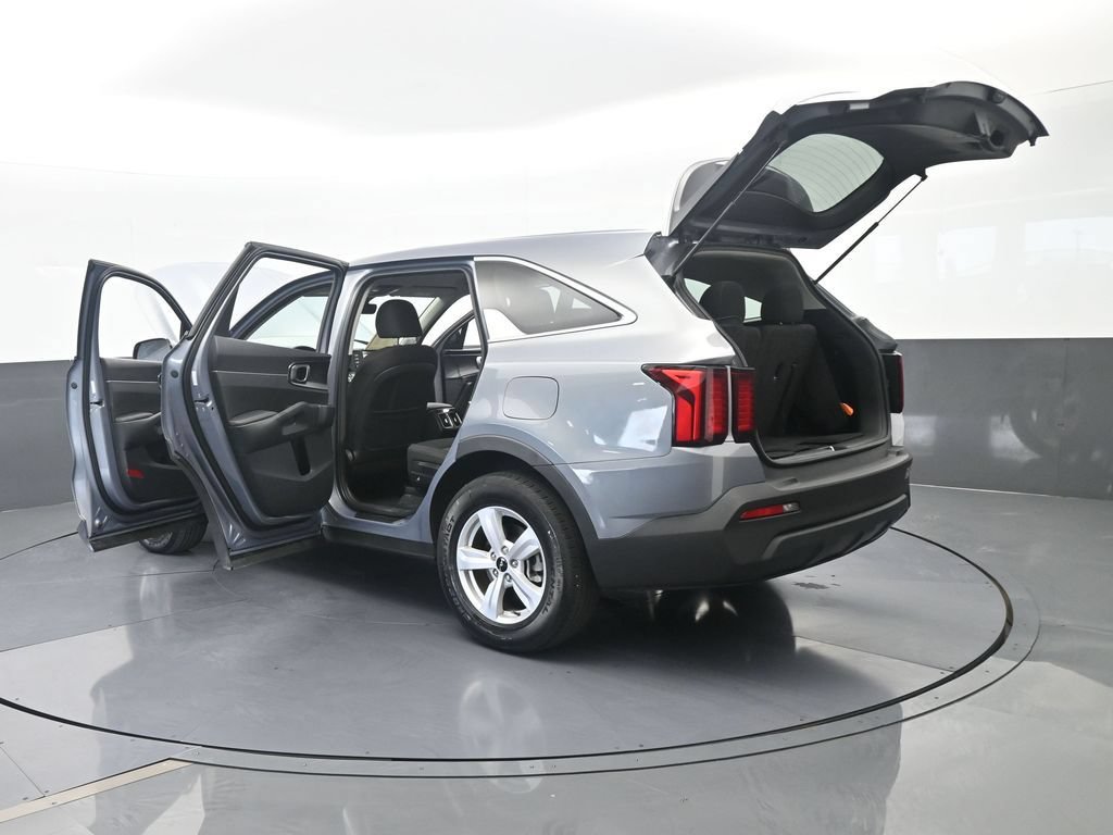 Used 2023 Kia Sorento LX FWD image 74