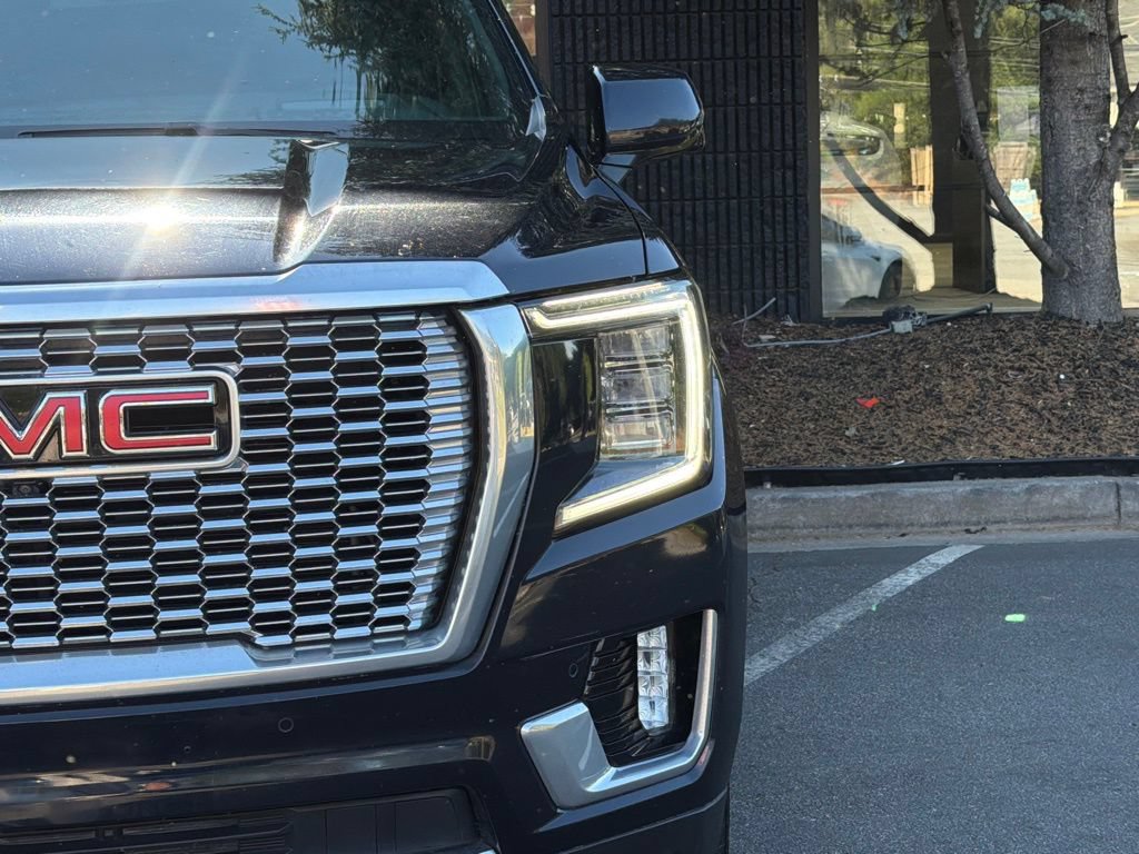 Used 2023 GMC Yukon Denali AWD/4WD image 5