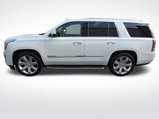 Used 2016 Cadillac Escalade Luxury image 4
