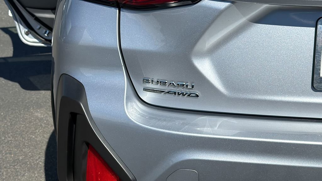 Used 2025 Subaru Crosstrek 2.0i Premium image 12