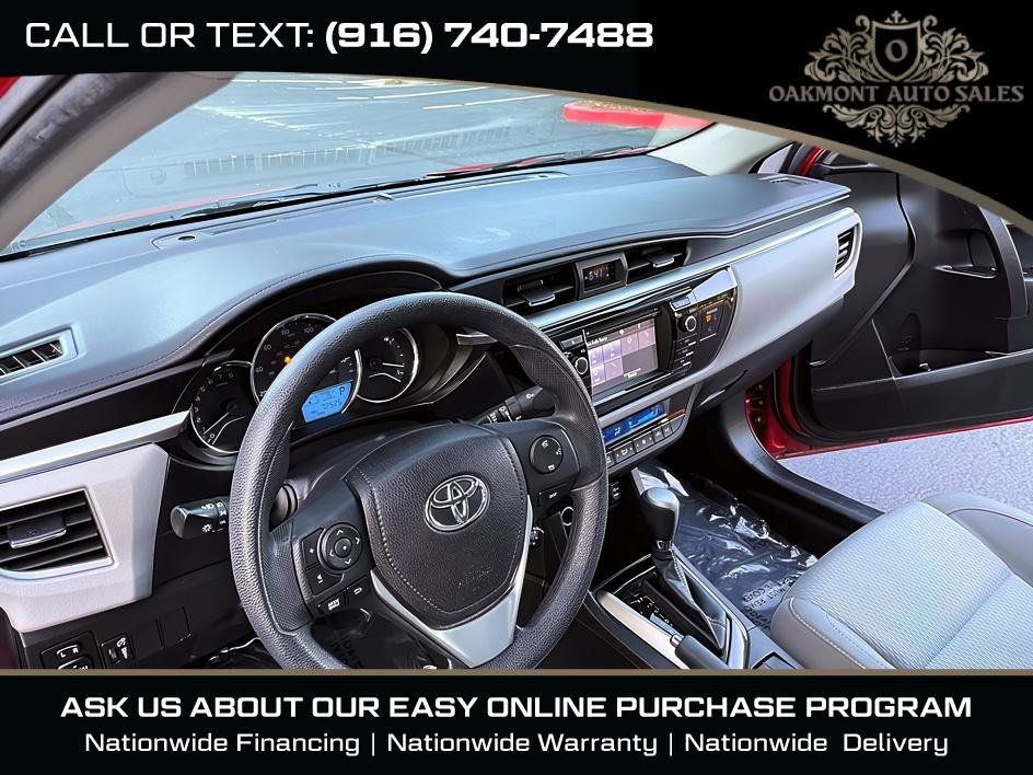 Used 2016 Toyota Corolla LE FWD image 30
