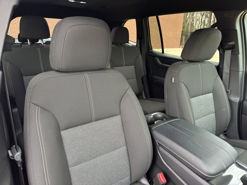 Used 2025 GMC Acadia Elevation image 19