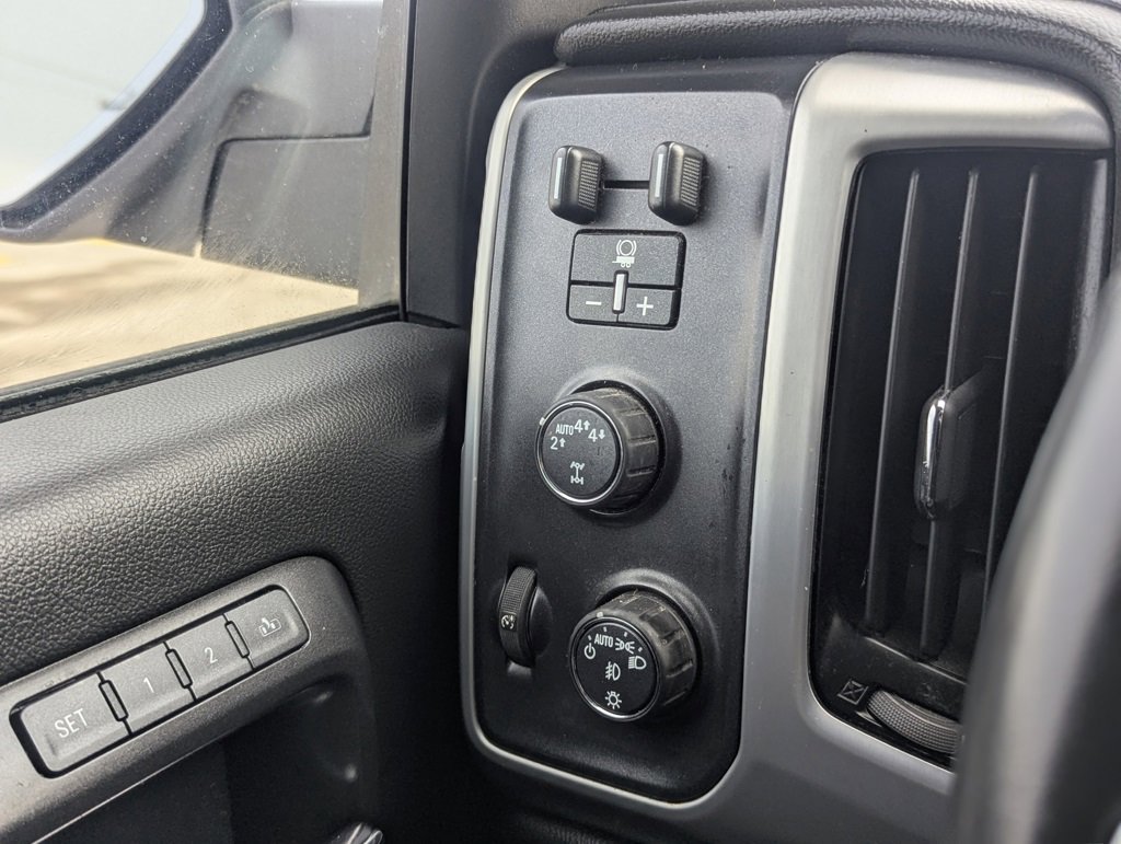 Used 2018 GMC Sierra 1500 SLT image 34