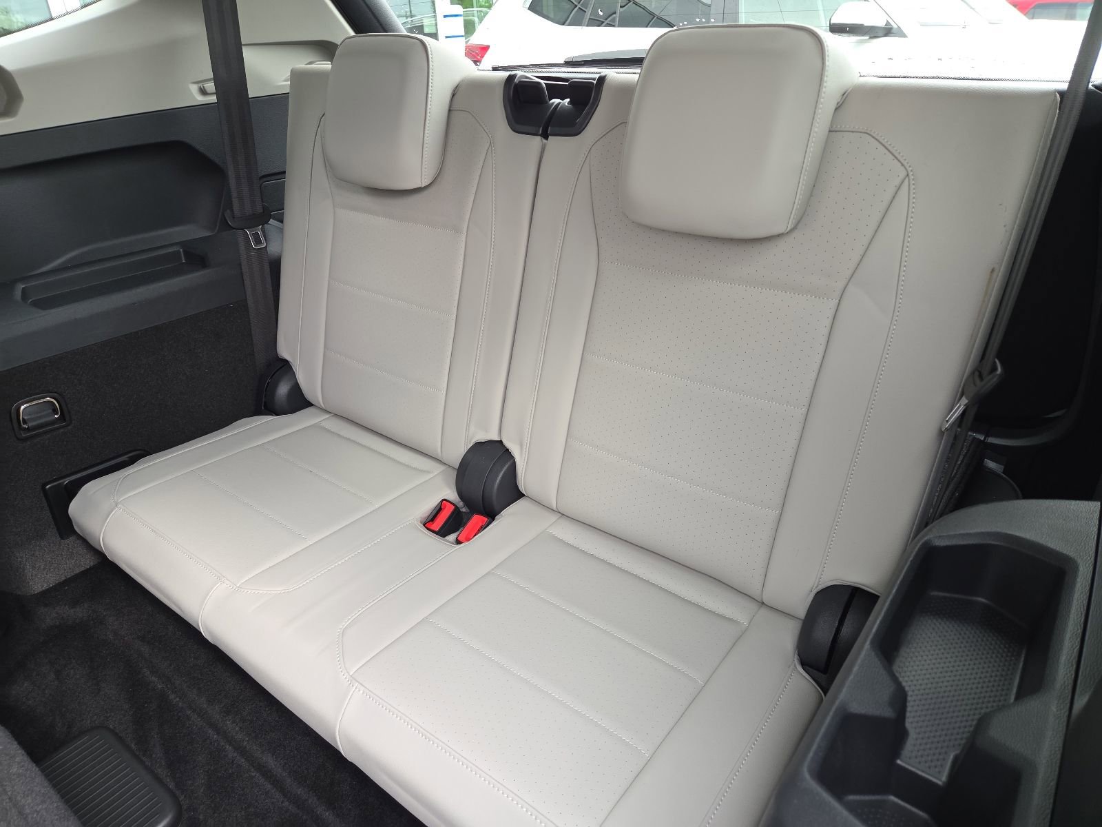 Used 2021 Volkswagen Tiguan SE FWD image 20