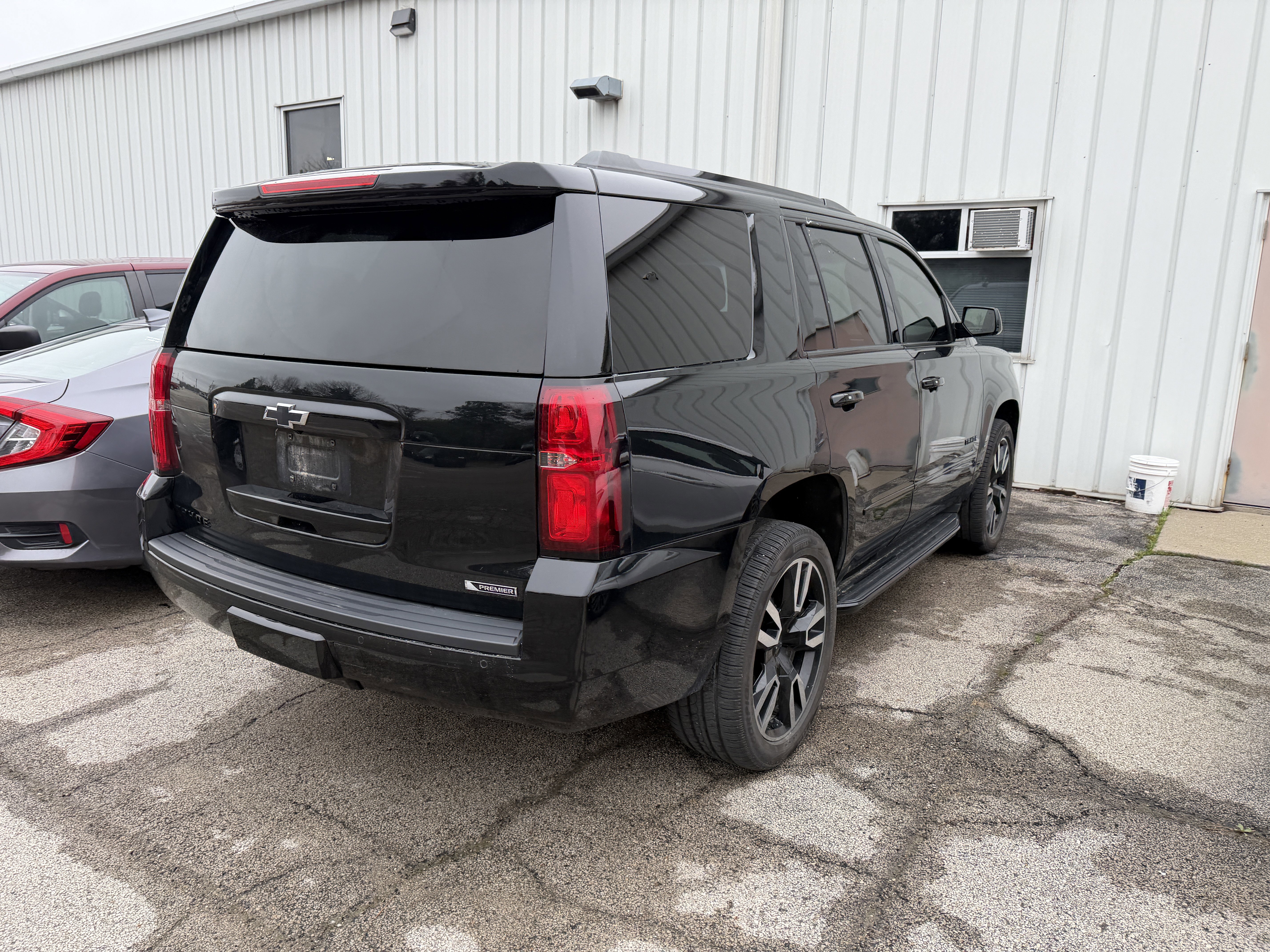 Used 2018 Chevrolet Tahoe Premier w/ RST Edition image 8