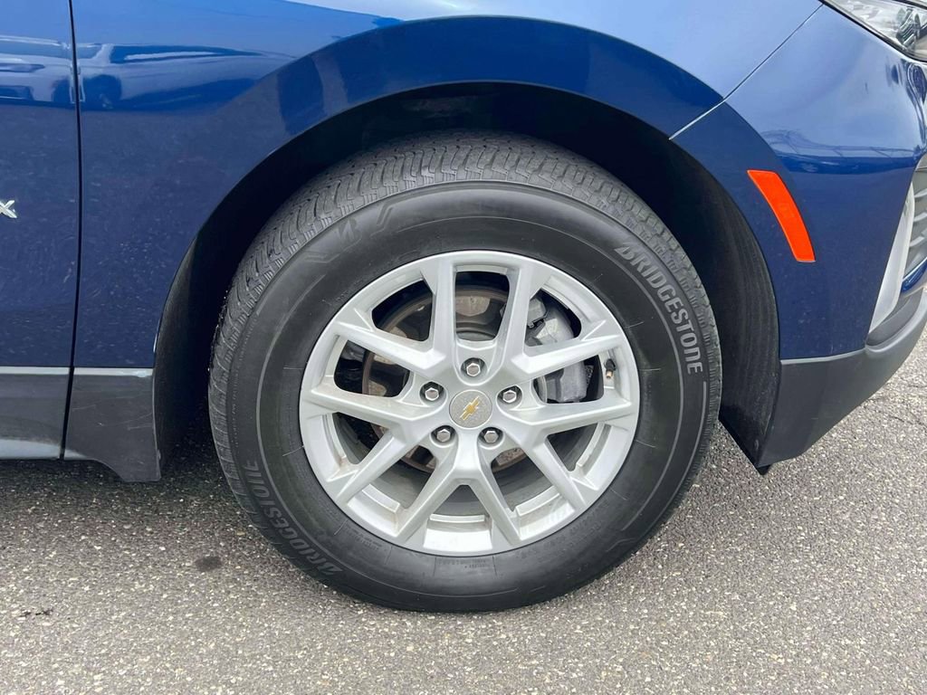 Used 2022 Chevrolet Equinox LT AWD/4WD image 11