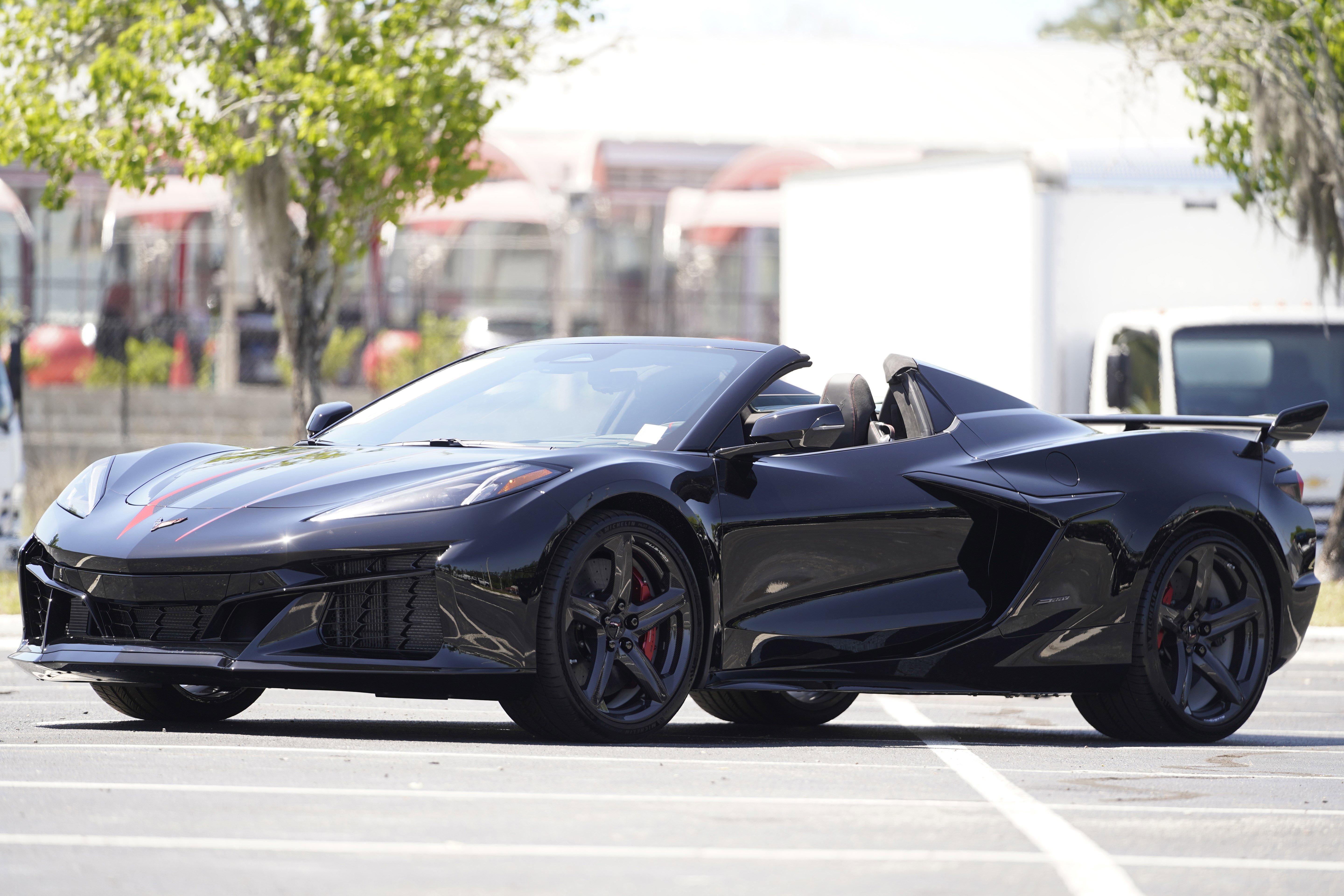 New 2026 Chevrolet Corvette E-Ray AWD/4WD image 31