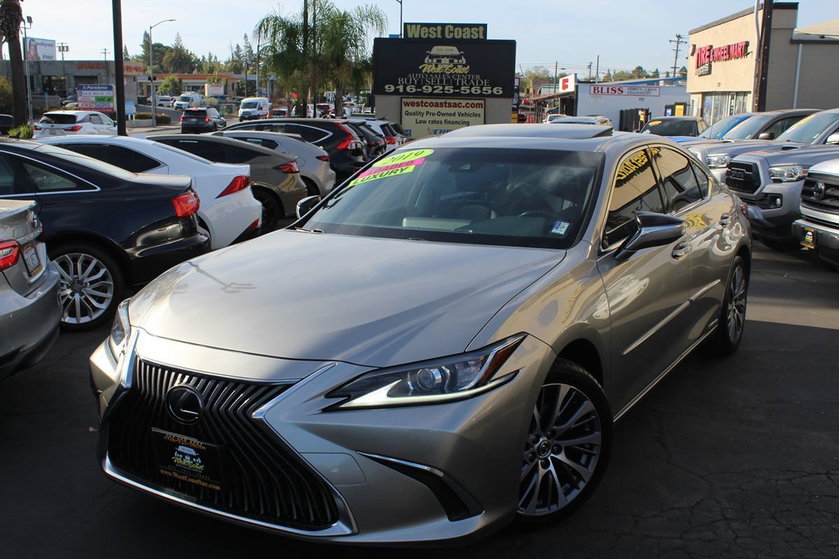 Used 2019 Lexus ES 300h w/ Premium Package FWD image 41