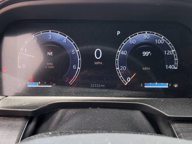 Used 2022 Jeep Grand Cherokee Overland w/ Luxury Tech Group IV AWD/4WD image 14