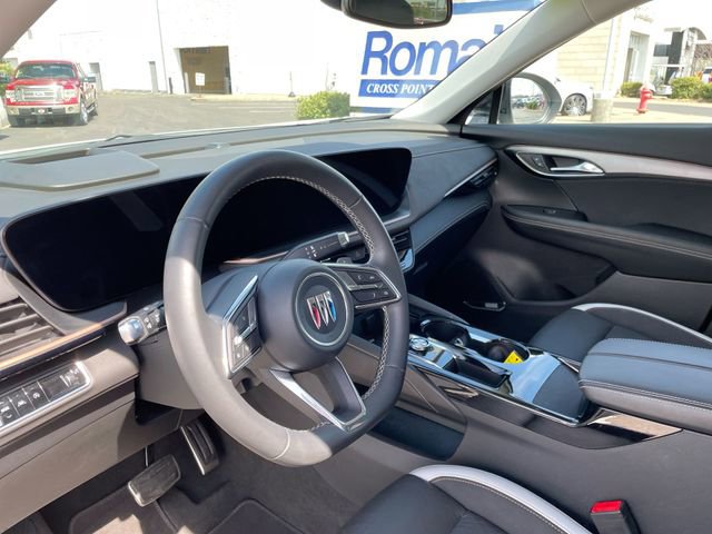 Used 2025 Buick Envision Sport Touring image 11