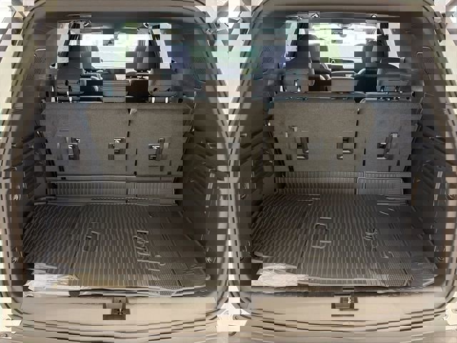 New 2026 Chevrolet Traverse LT w/ Midnight/Sport Edition image 14