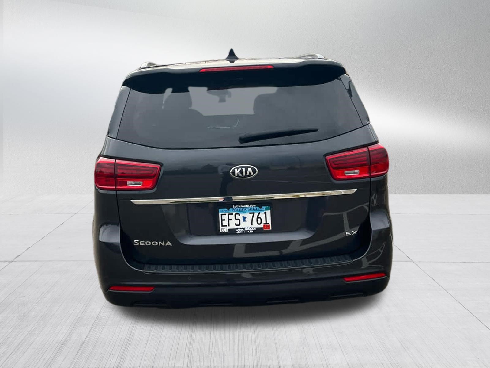 Used 2020 Kia Sedona EX FWD image 4