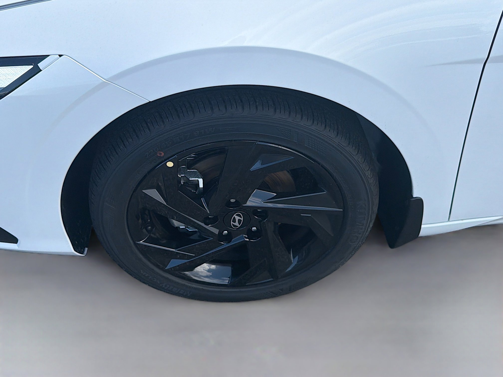 New 2026 Hyundai Elantra Sport FWD image 23