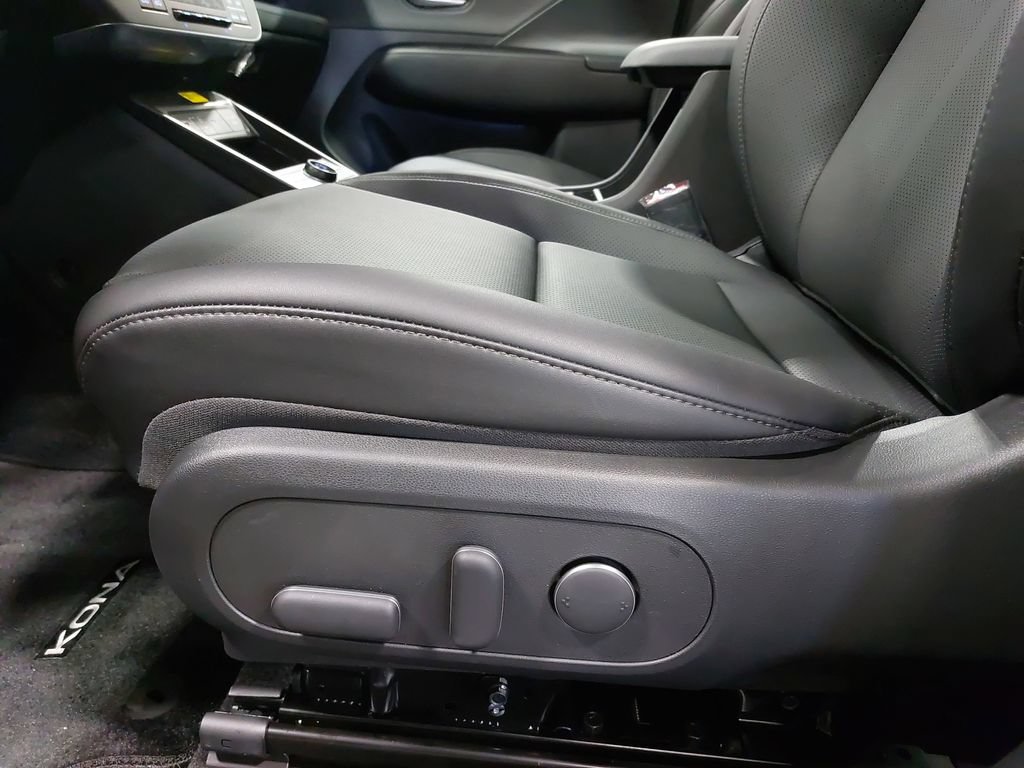 New 2026 Hyundai Kona Limited AWD/4WD image 30