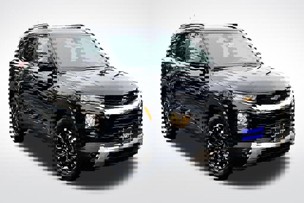 Used 2022 Chevrolet TrailBlazer LT w/ Driver Confidence Package image 12