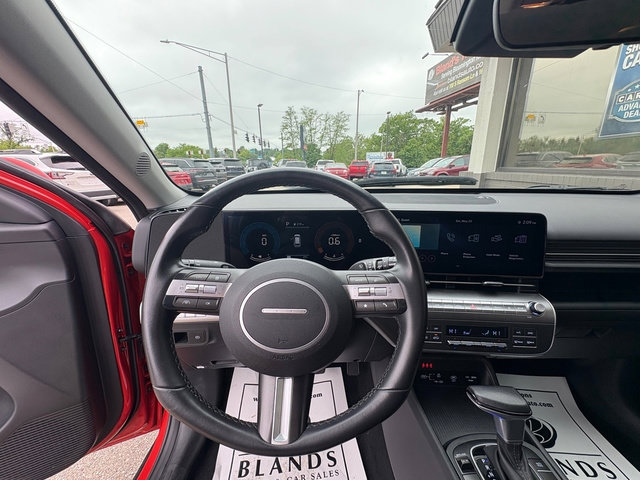 Used 2025 Hyundai Kona SEL FWD image 18