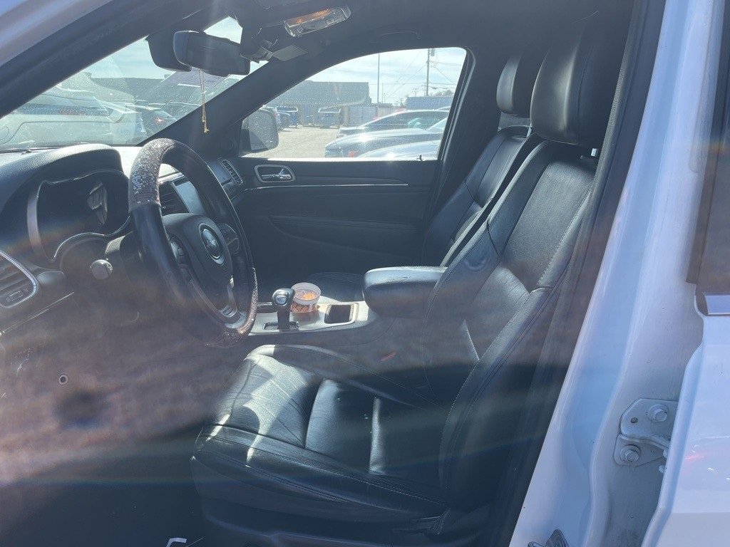 Used 2014 Jeep Grand Cherokee Limited image 12