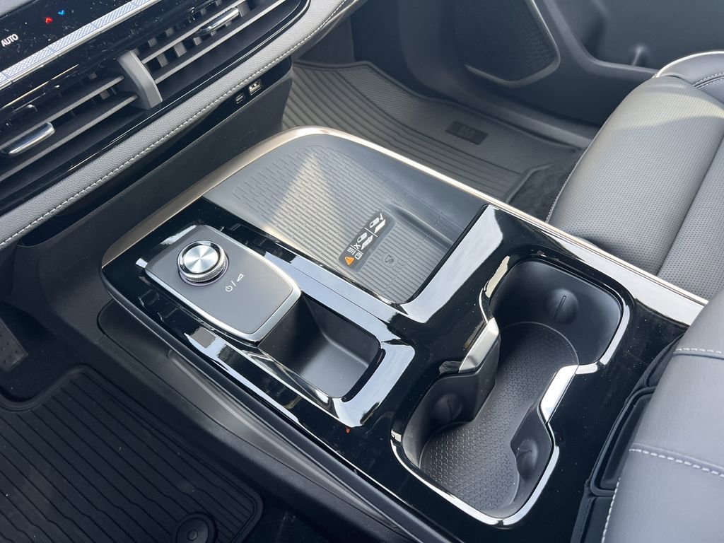 New 2026 Buick Enclave Avenir w/ Super Cruise Package image 7