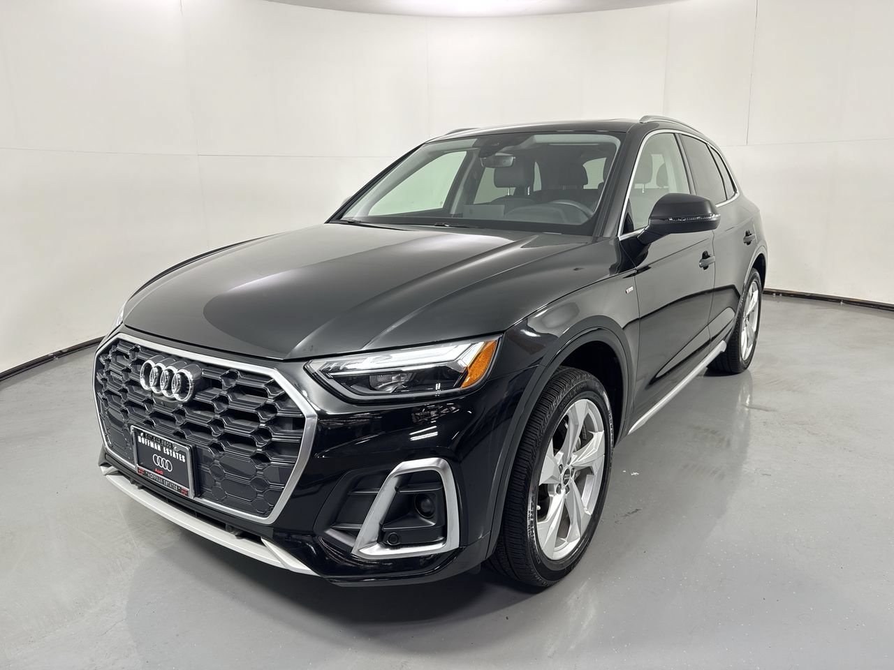 Used 2023 Audi Q5 2.0T Premium Plus w/ Premium Plus Package AWD/4WD image 24