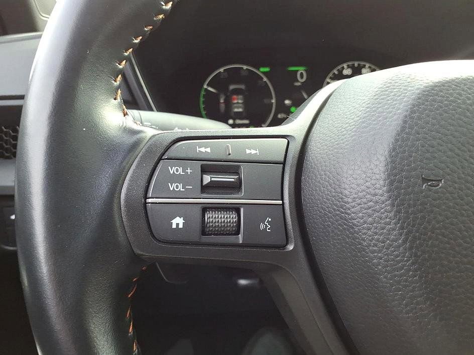 Used 2025 Honda CR-V Sport-L image 30