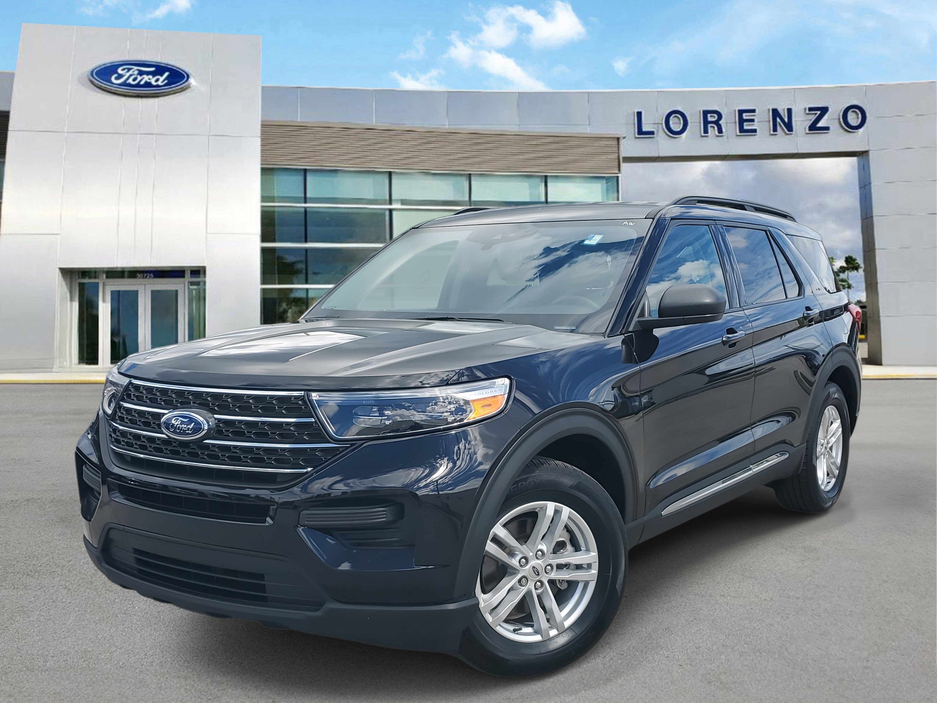Used 2023 Ford Explorer XLT