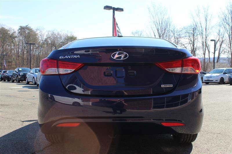 Used 2013 Hyundai Elantra Limited image 11