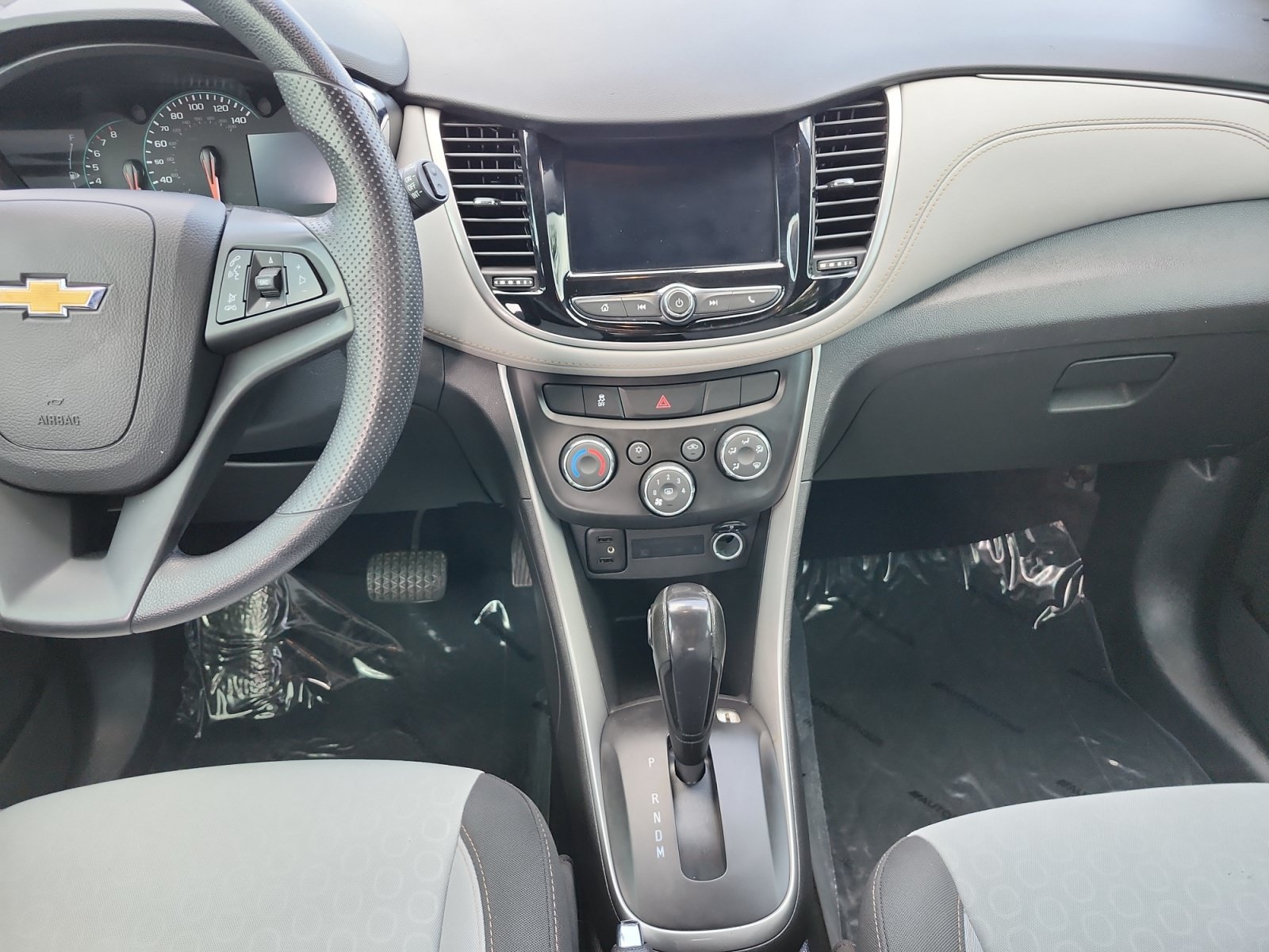 Used 2021 Chevrolet Trax LS w/ Tint and Cruise Package FWD image 11