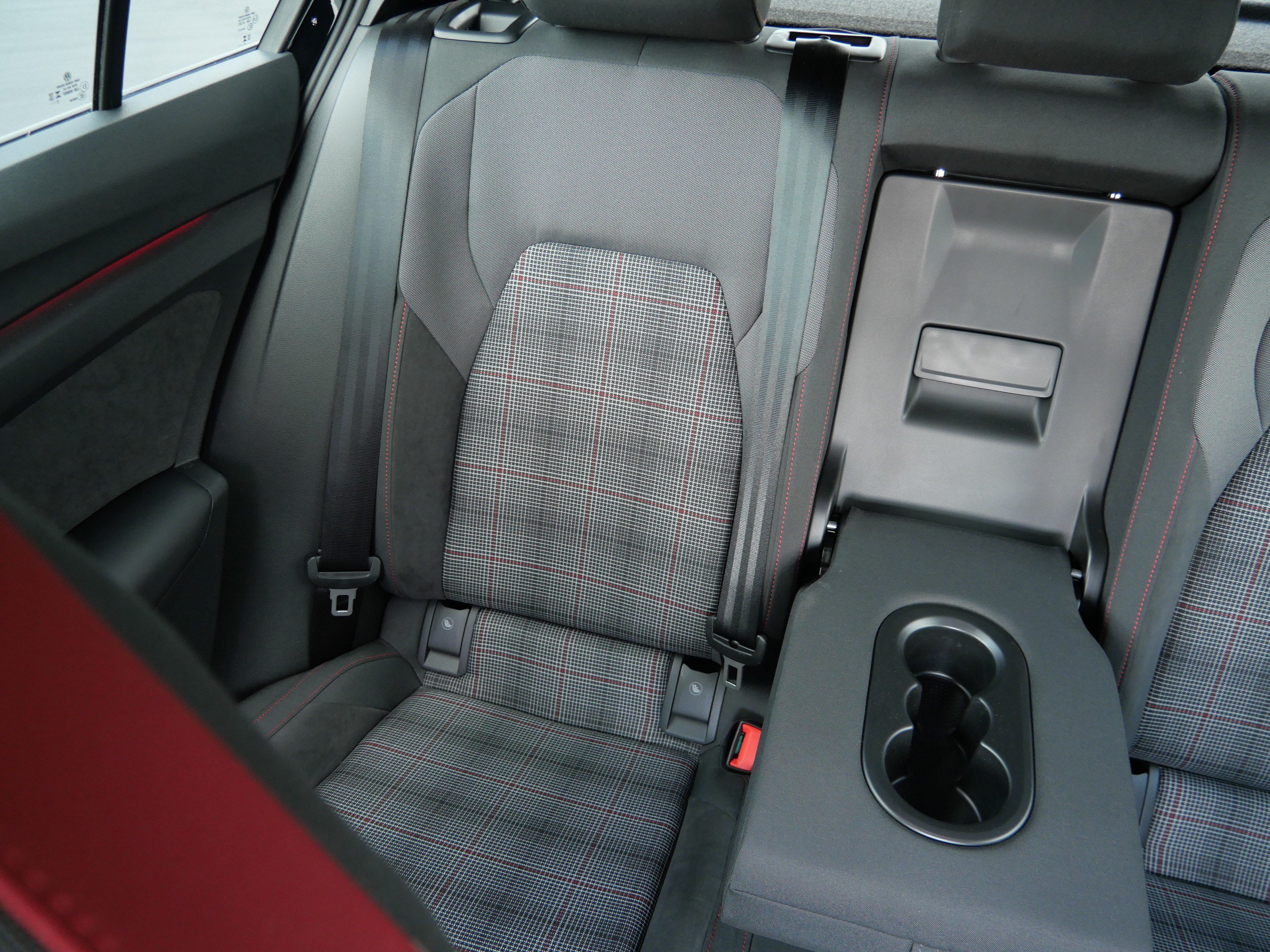 Used 2024 Volkswagen GTI SE FWD image 12