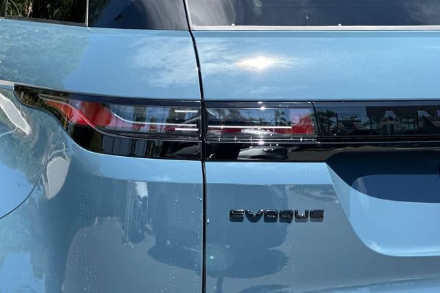 New 2026 Land Rover Range Rover Evoque Hoxton AWD/4WD image 25