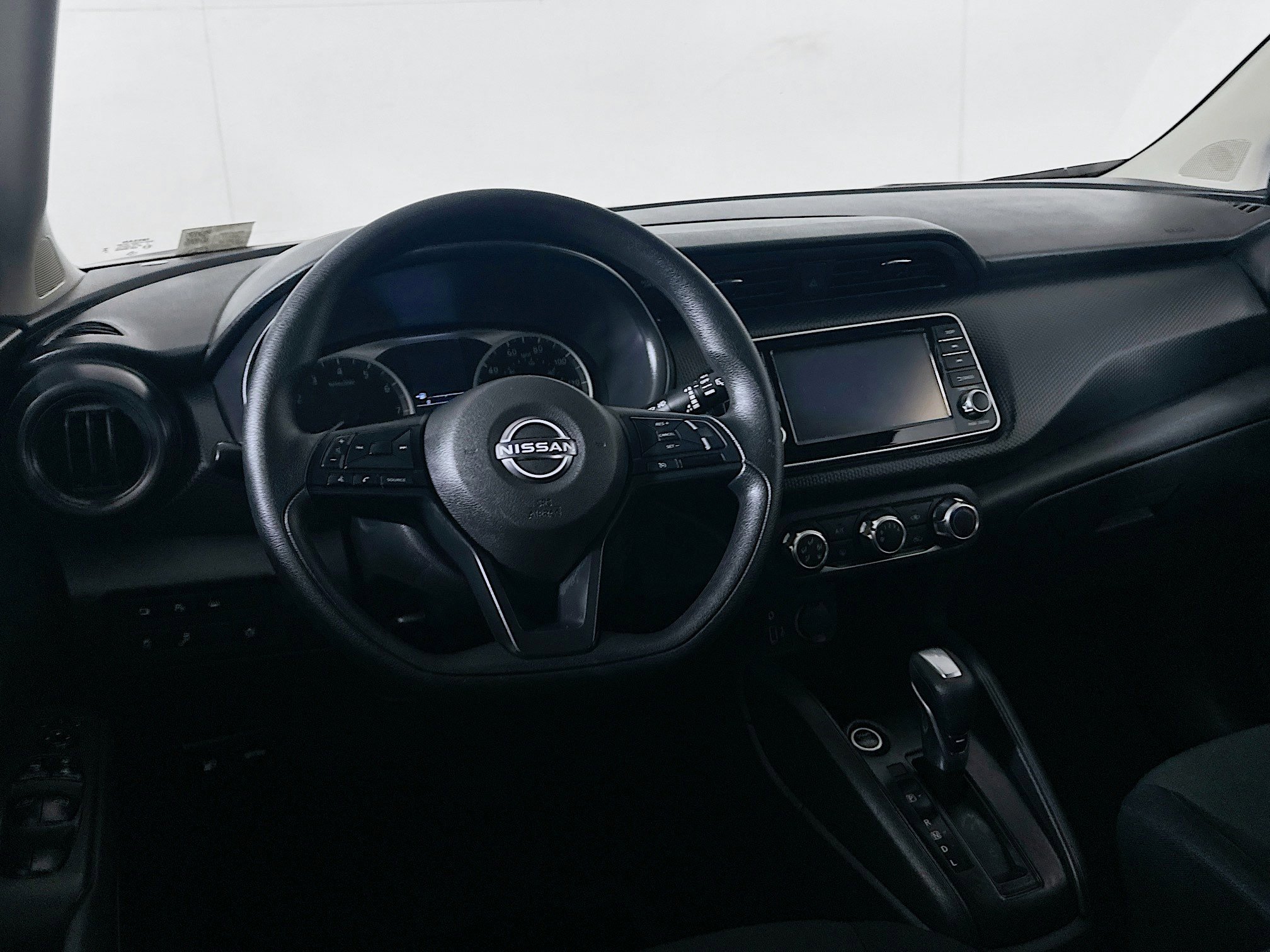 Used 2024 Nissan Kicks S image 17
