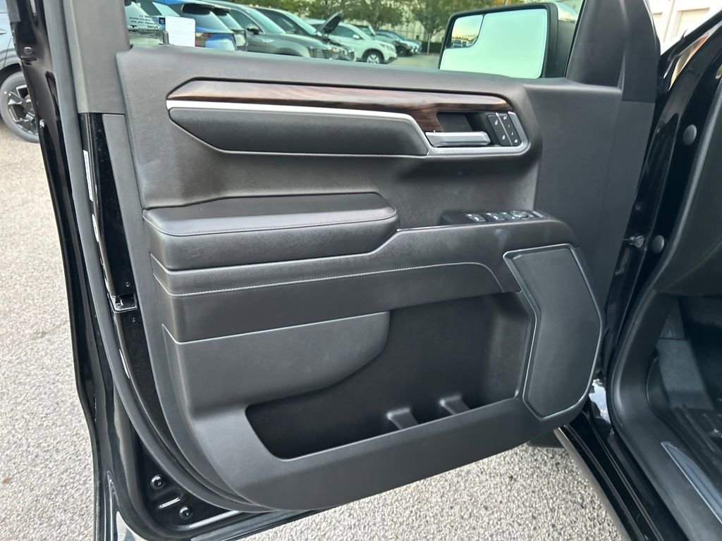 Used 2022 GMC Sierra 1500 SLT image 13