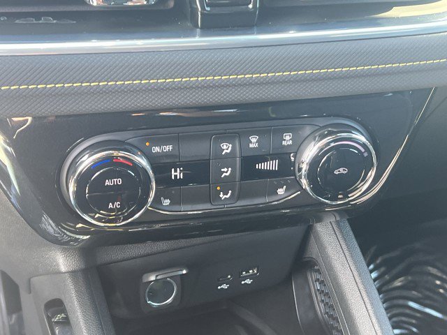 Used 2025 Chevrolet TrailBlazer ACTIV w/ Convenience Package image 17