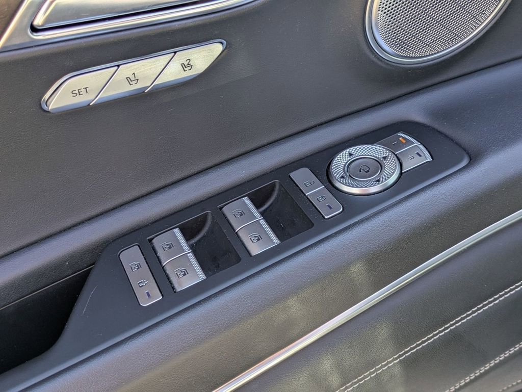 Used 2021 Genesis GV80 3.5T w/ Advanced Package 06 image 12