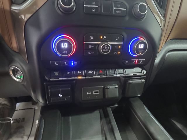 Used 2023 Chevrolet Silverado 3500 High Country w/ Z71 Off-Road Package AWD/4WD image 15