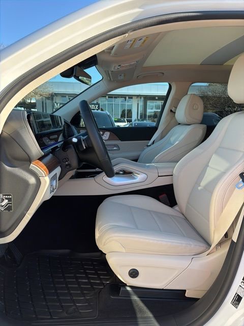 Used 2026 Mercedes-Benz GLS 450 4MATIC image 14