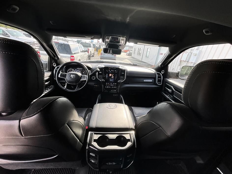 Used 2022 RAM 3500 Laramie image 34