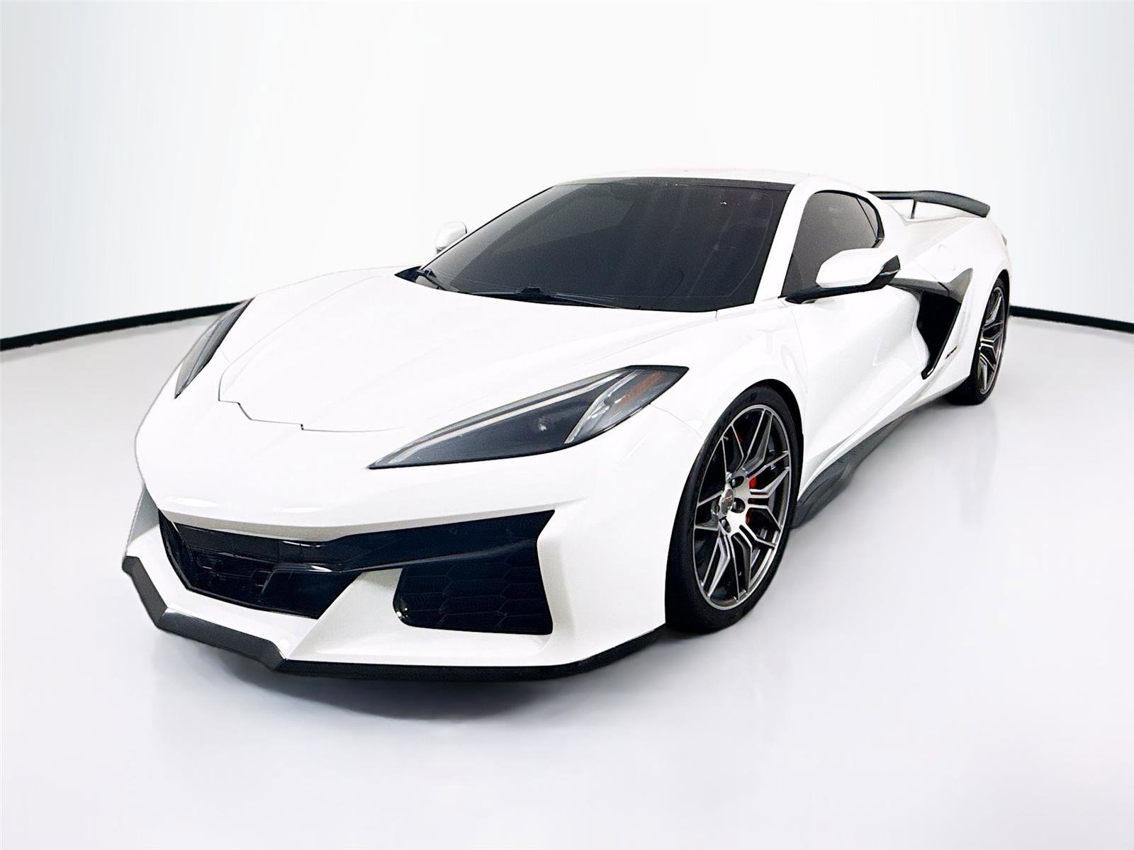 Used 2023 Chevrolet Corvette Z06 image 3