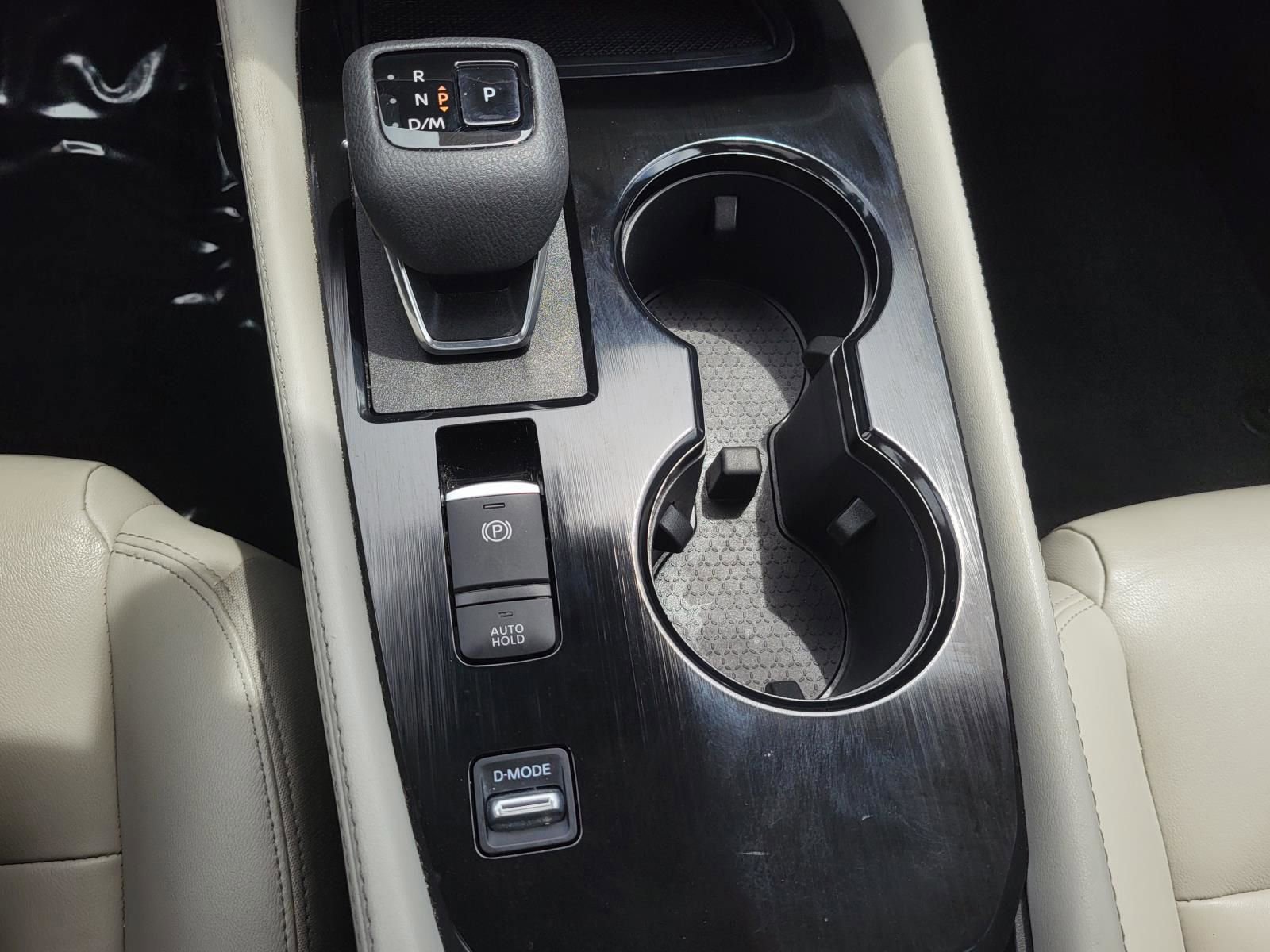 Used 2023 Nissan Rogue SL w/ SL Premium Package FWD image 29