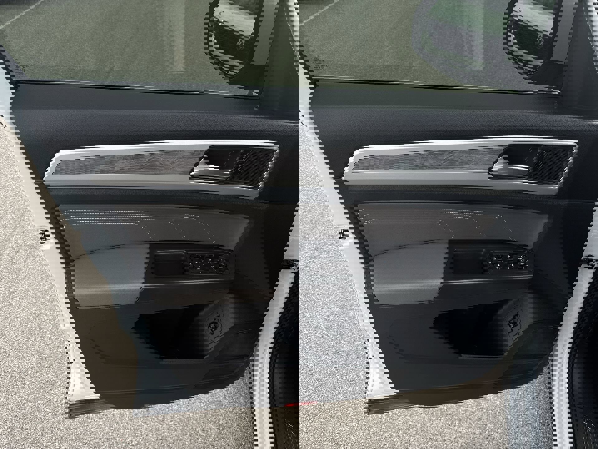 Used 2023 Volkswagen Atlas Cross Sport SE image 21