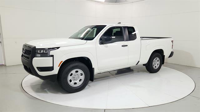 New 2026 Nissan Frontier S image 3