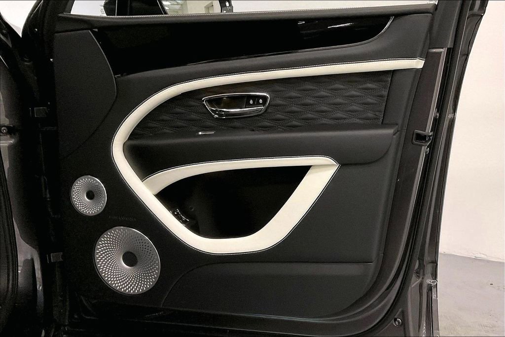 New 2026 Bentley Bentayga Speed image 33