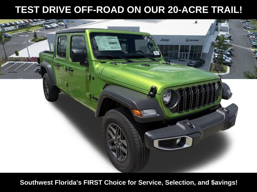New 2026 Jeep Gladiator Sport AWD/4WD image 2