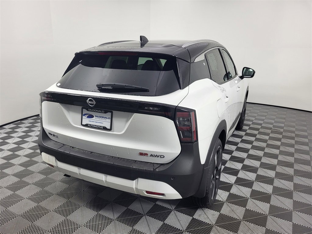 New 2025 Nissan Kicks SR image 6