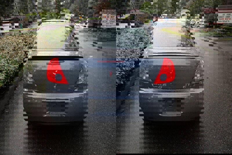 Used 2009 Pontiac G6 GT image 10