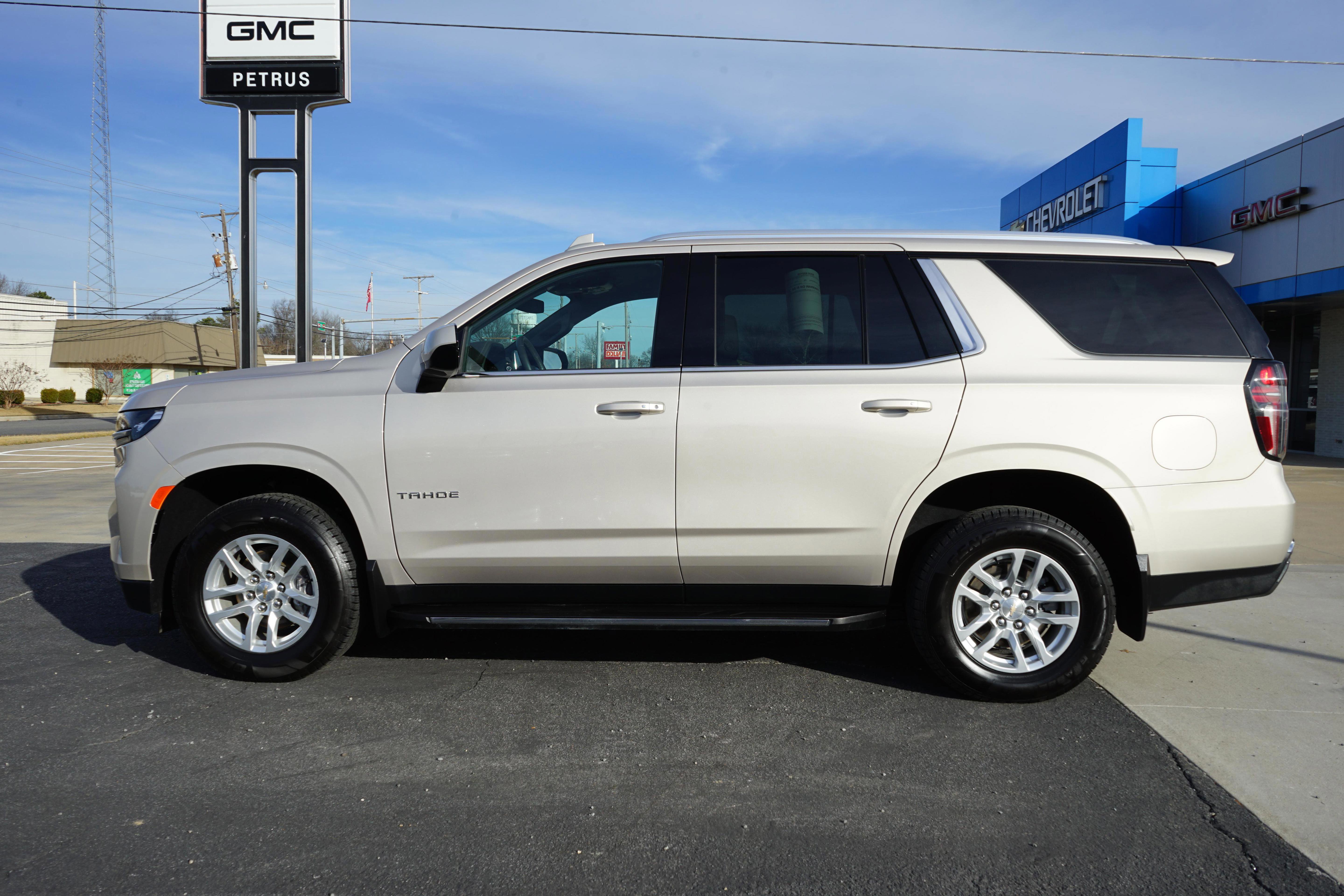 Used 2021 Chevrolet Tahoe LT RWD image 2