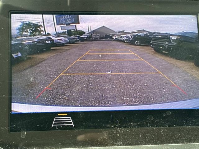 Used 2020 Chevrolet Malibu LT image 32