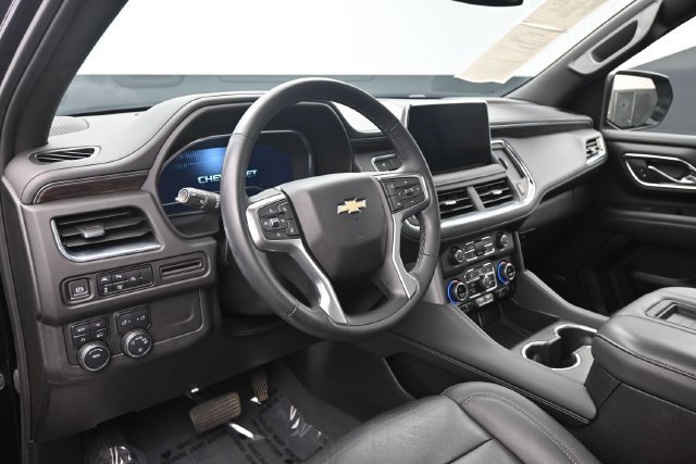 Used 2023 Chevrolet Tahoe LT w/ LT Signature Plus Package AWD/4WD image 13