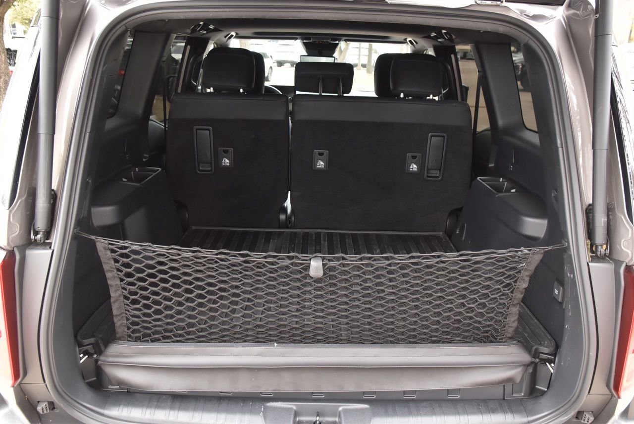 Used 2025 Toyota Land Cruiser image 38