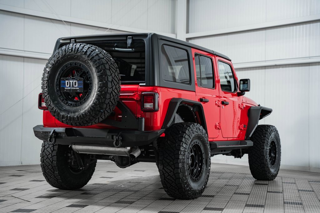 Used 2024 Jeep Wrangler Sport image 8
