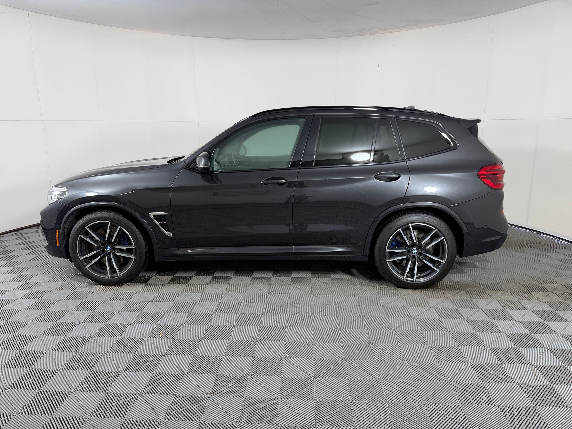 Used 2021 BMW X3 M w/ Executive Package AWD/4WD image 2